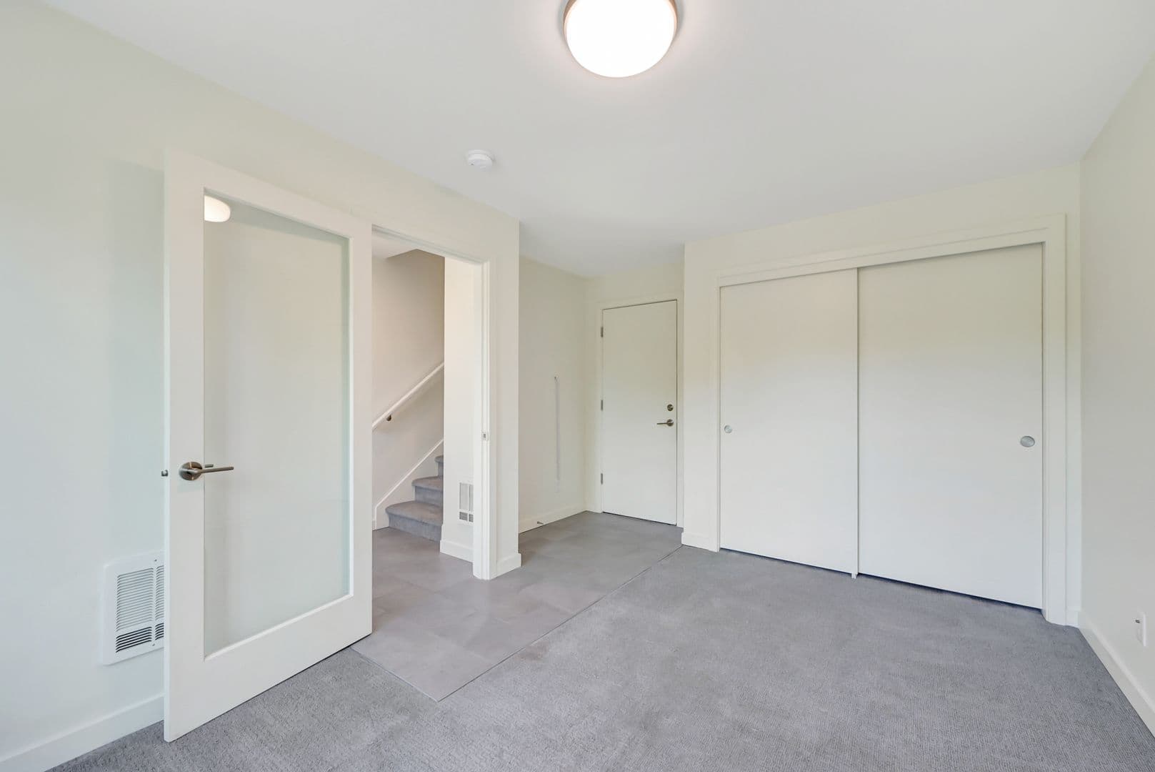 Black Diamond House: 32730 Hemlock Ave SE