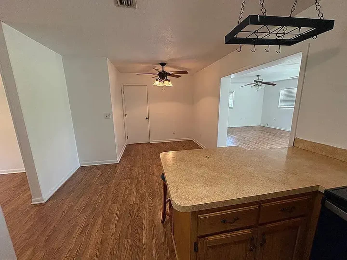 Ocala House: 3839 NE 5th St