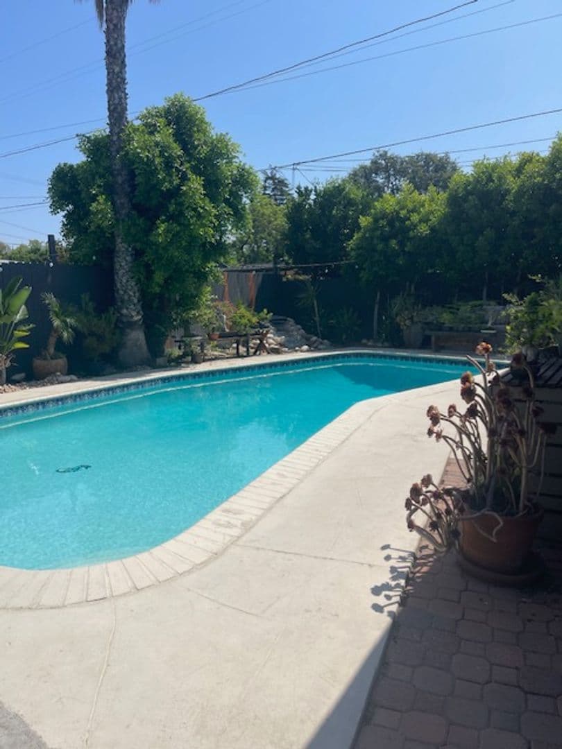 North Hollywood House: 6254 Agnes Avenue