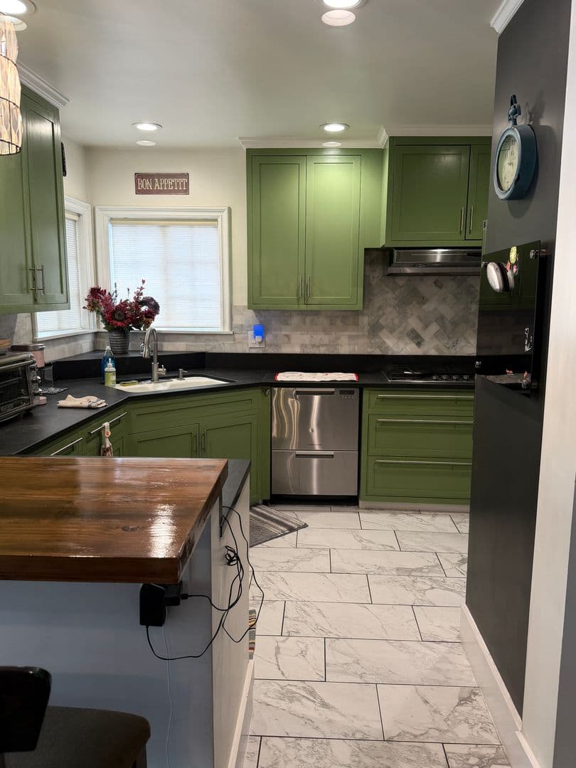 North Hollywood House: 6254 Agnes Avenue