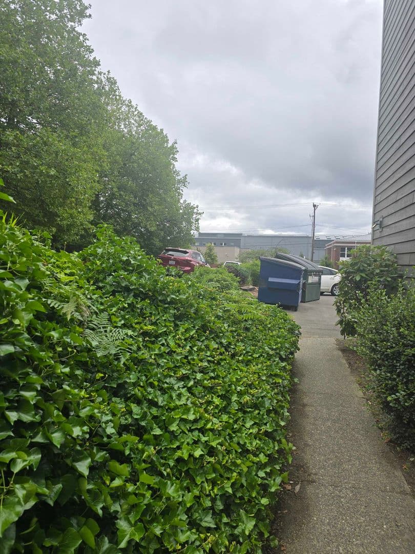 Burien House: 240 S 152nd St Apt 118
