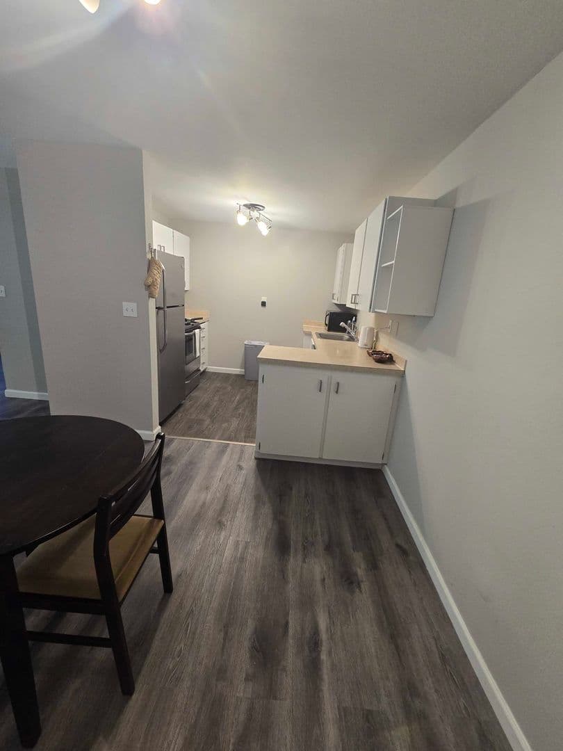 Burien House: 240 S 152nd St Apt 118
