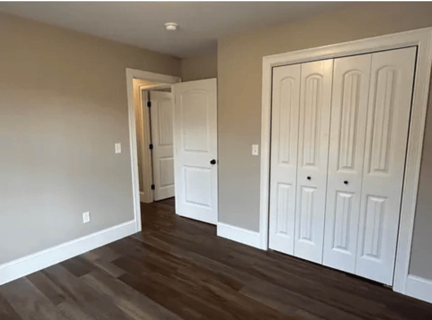 Quinebaug House: 71 Donovan Drive