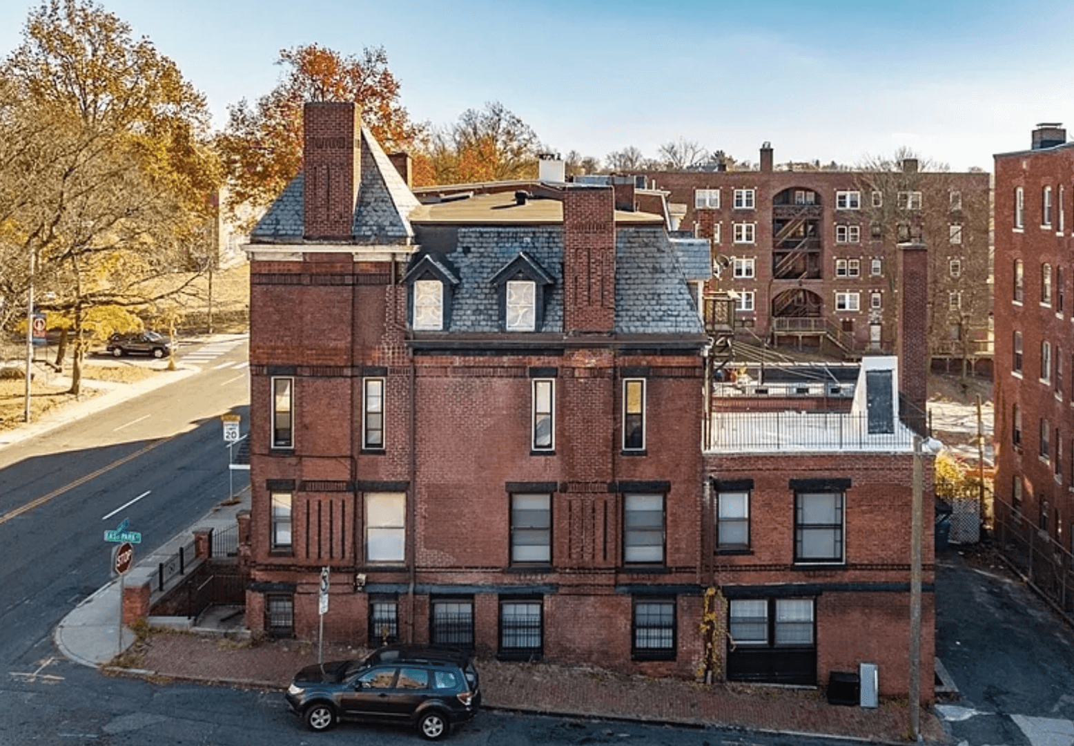 Springfield House: 78 Maple St