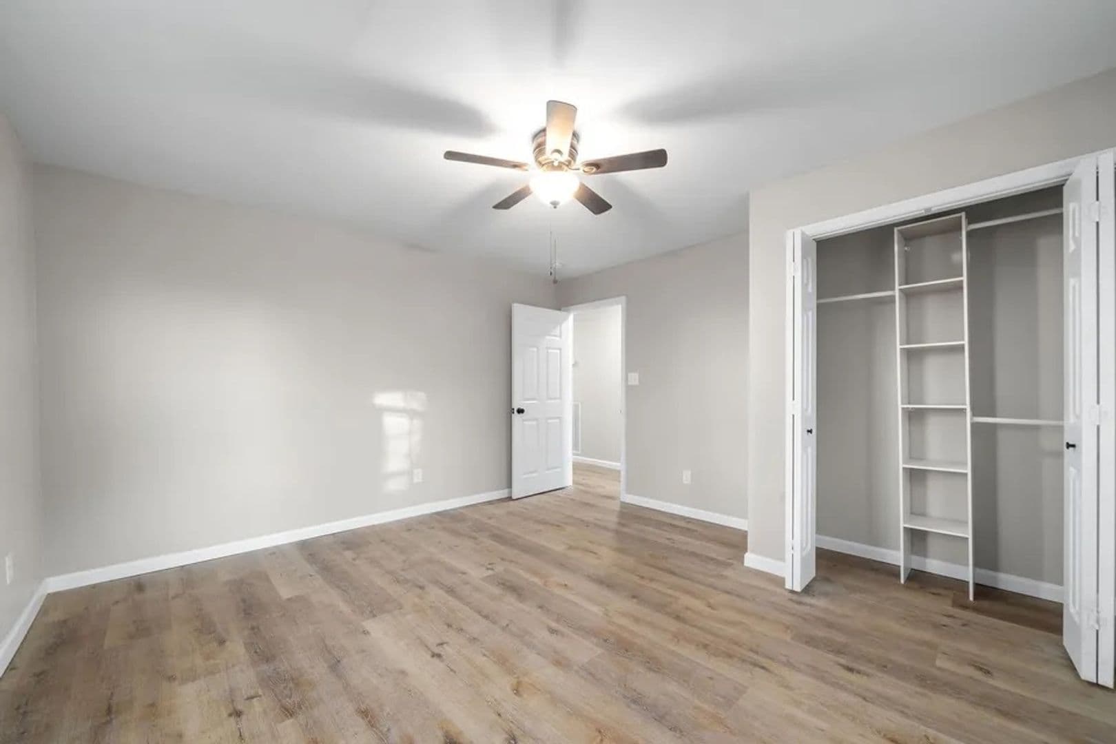 Clarkesville House: 828 Gracey Avenue