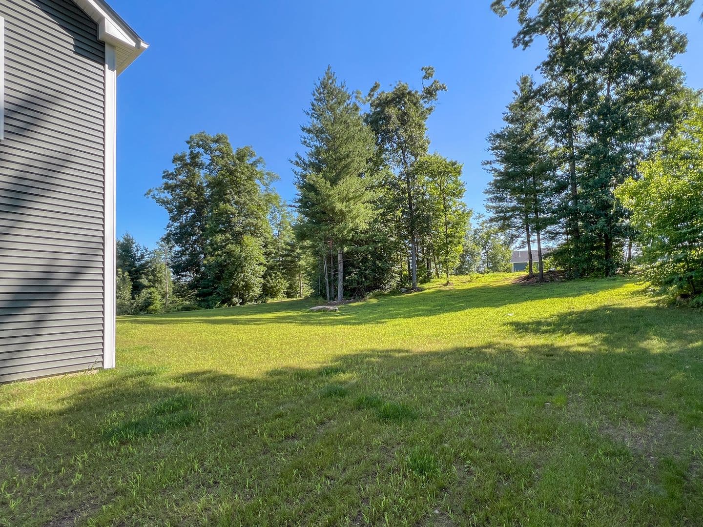Quinebaug House: 71 Donovan Drive
