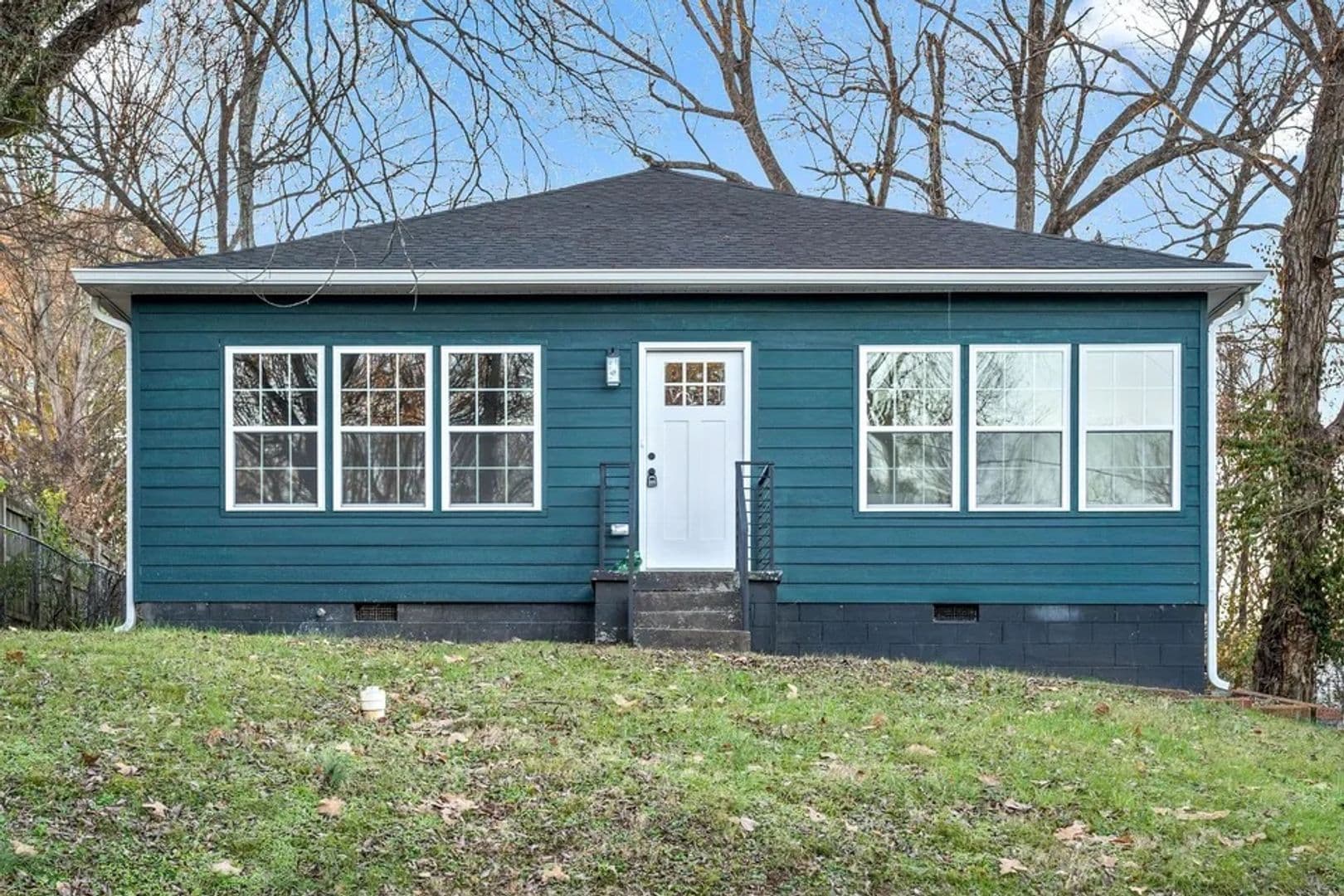 Clarkesville House: 828 Gracey Avenue
