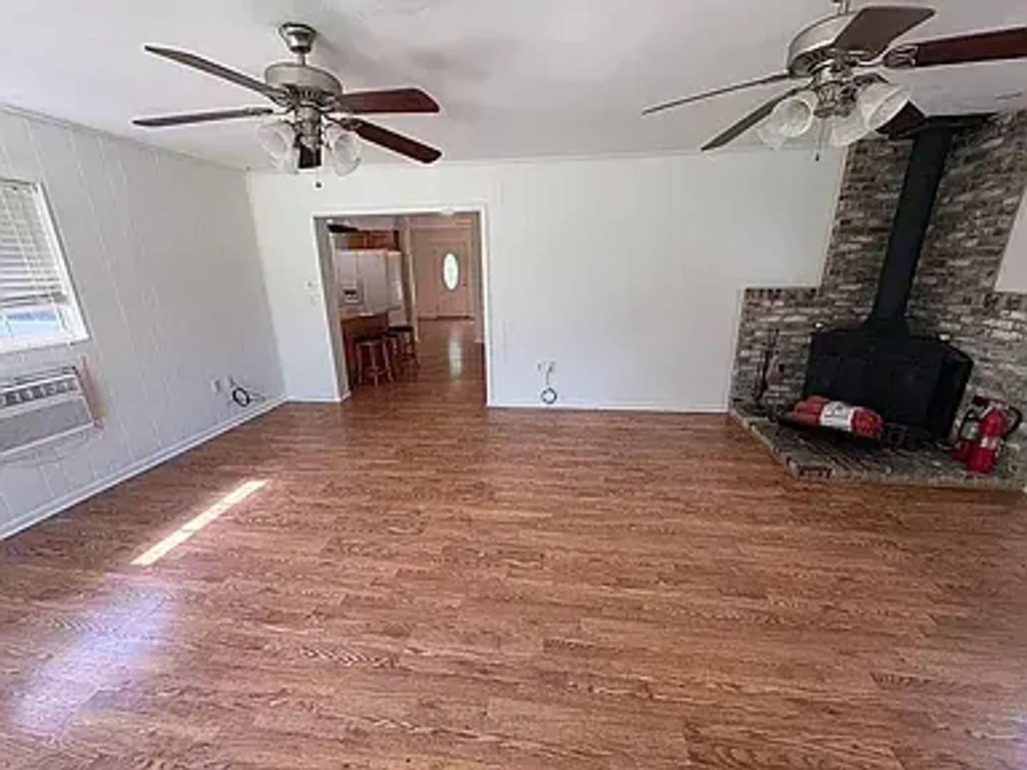 Ocala House: 3839 NE 5th St