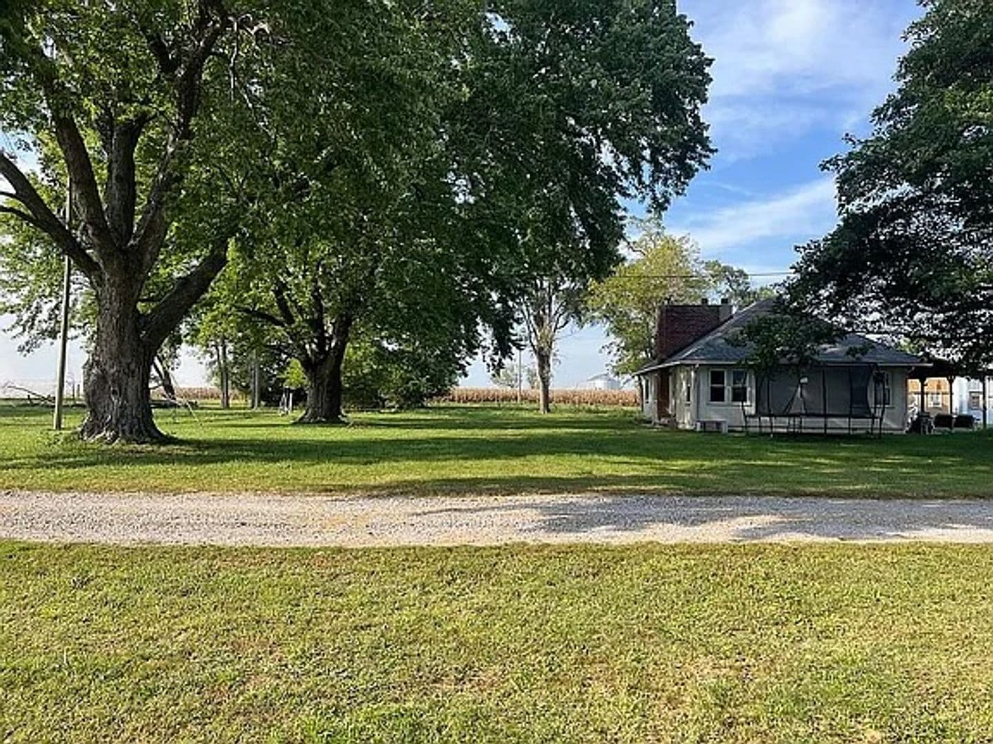 Hamburg House: 3006 250th Avenue