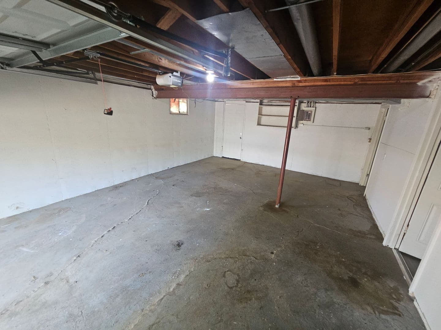 Grandview House: 7601 East 119th Street