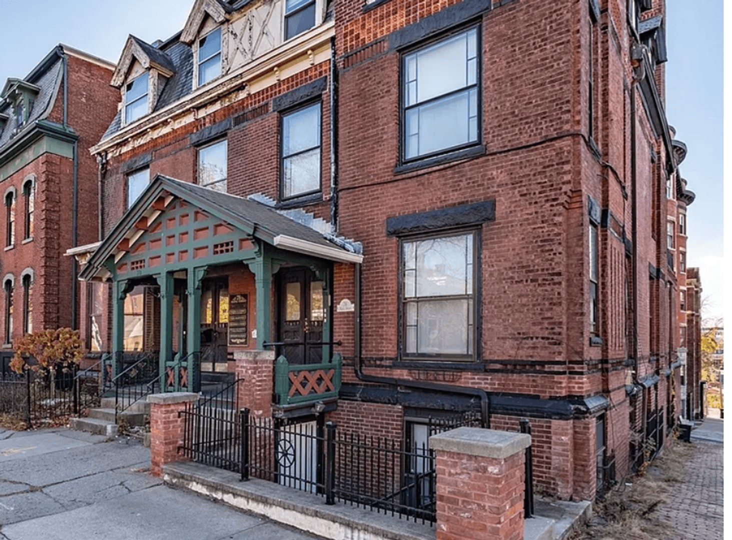 Springfield House: 78 Maple St