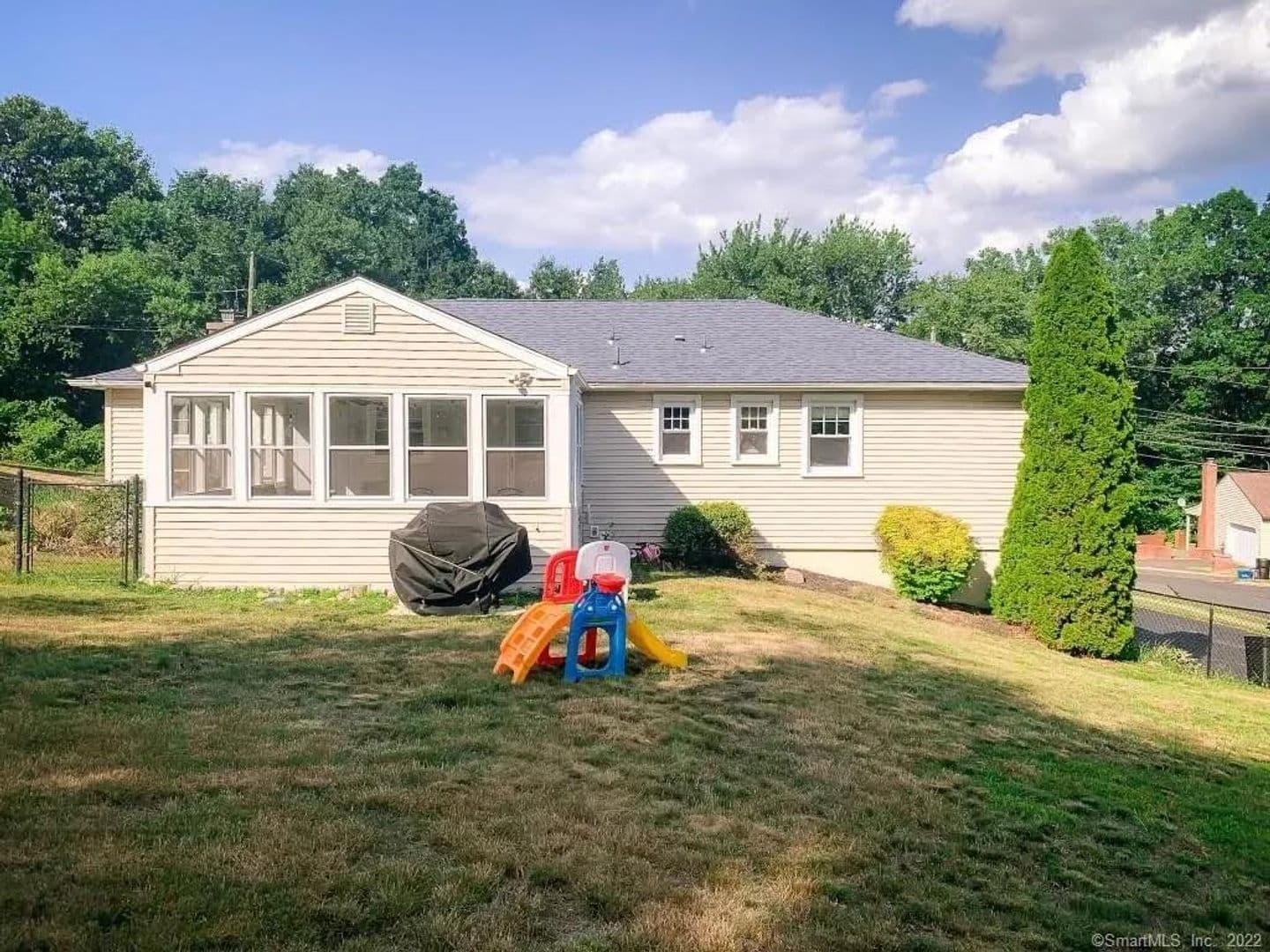 West Haven House: 4 Pierson Drive