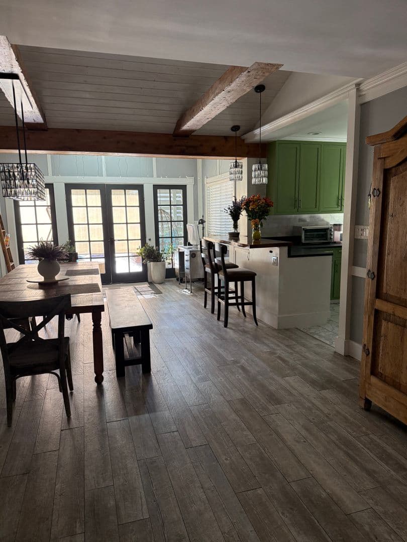 North Hollywood House: 6254 Agnes Avenue