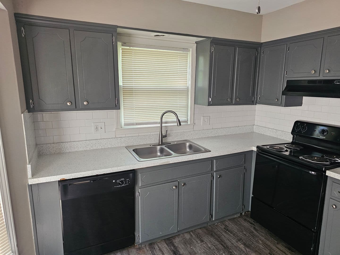 Grandview House: 7601 East 119th Street