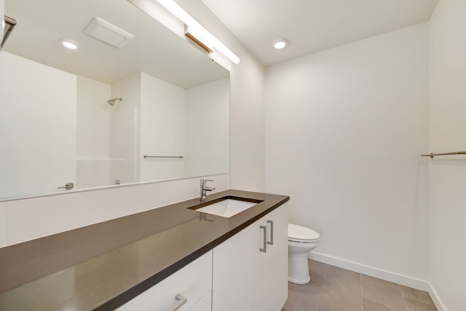 Black Diamond House: 32730 Hemlock Ave SE