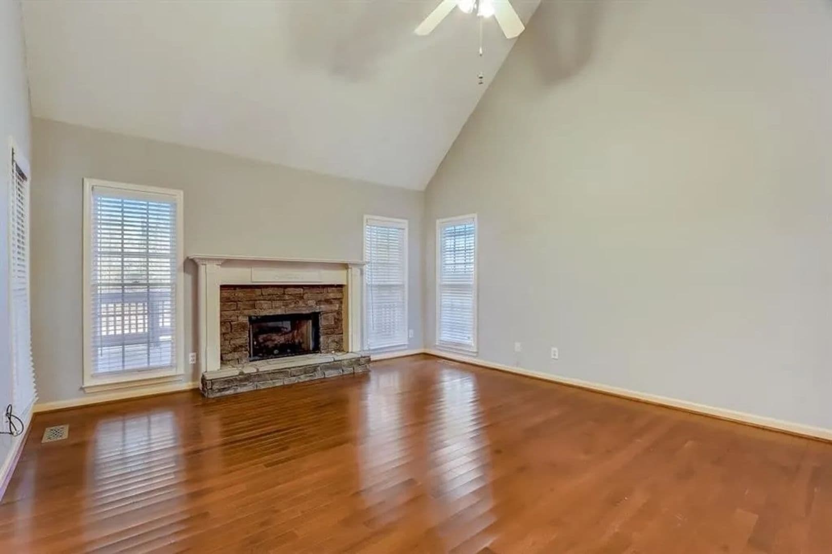 Douglasville House: 74 Flanders Court