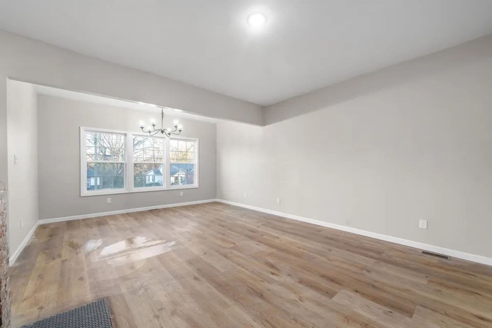 Clarkesville House: 828 Gracey Avenue