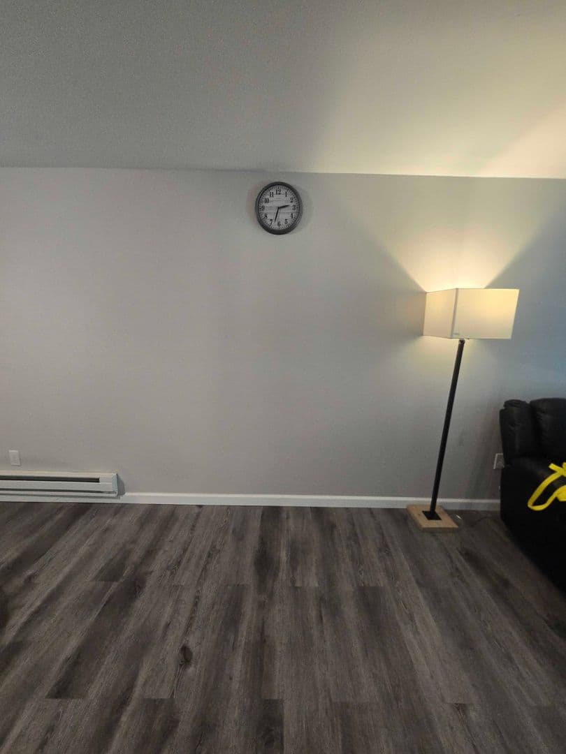 Burien House: 240 S 152nd St Apt 118