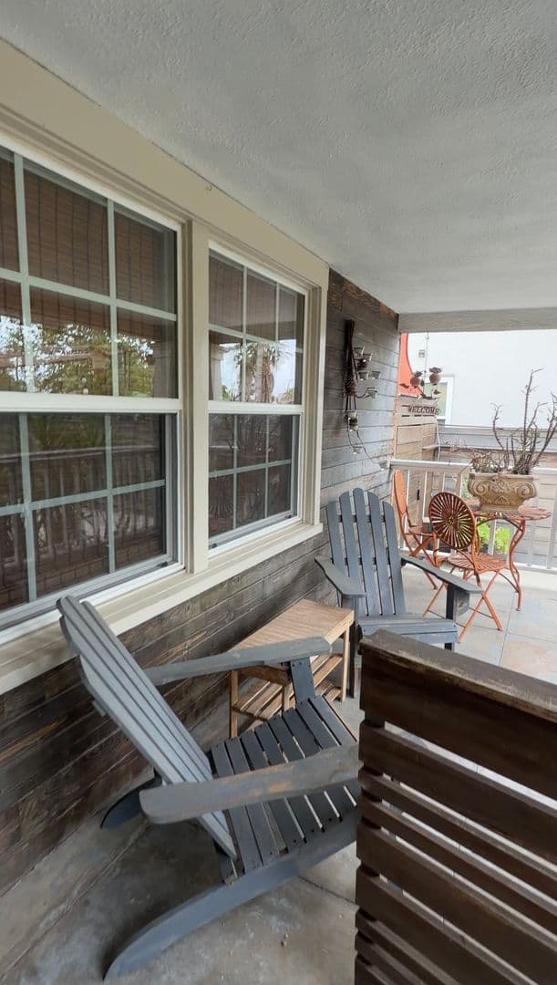 North Hollywood House: 6254 Agnes Avenue