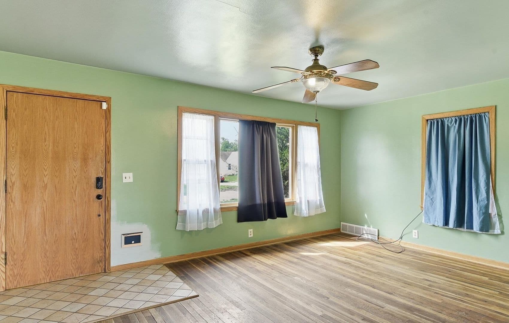 Omaha House: 2618 Weber Street