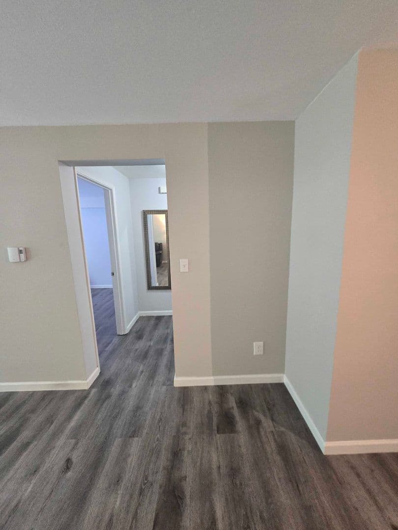 Burien House: 240 S 152nd St Apt 118