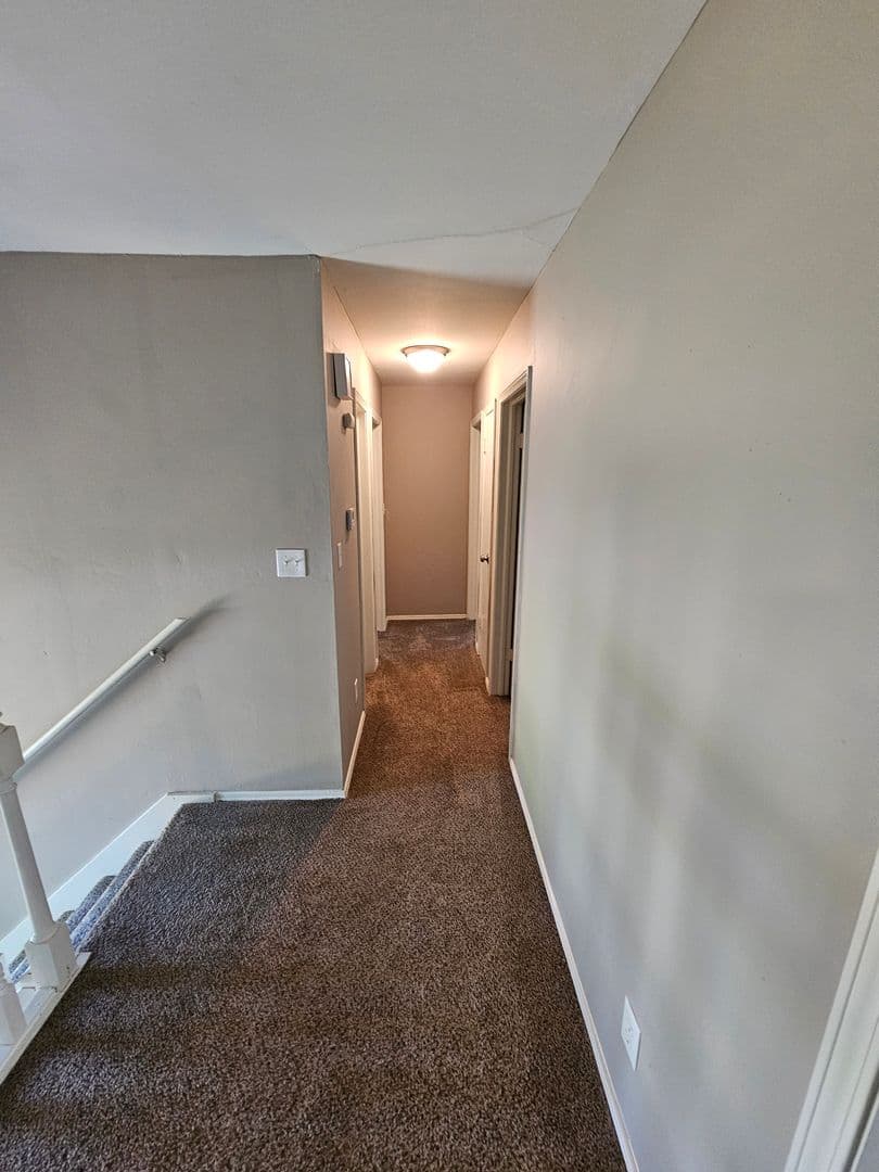 Grandview House: 7601 East 119th Street