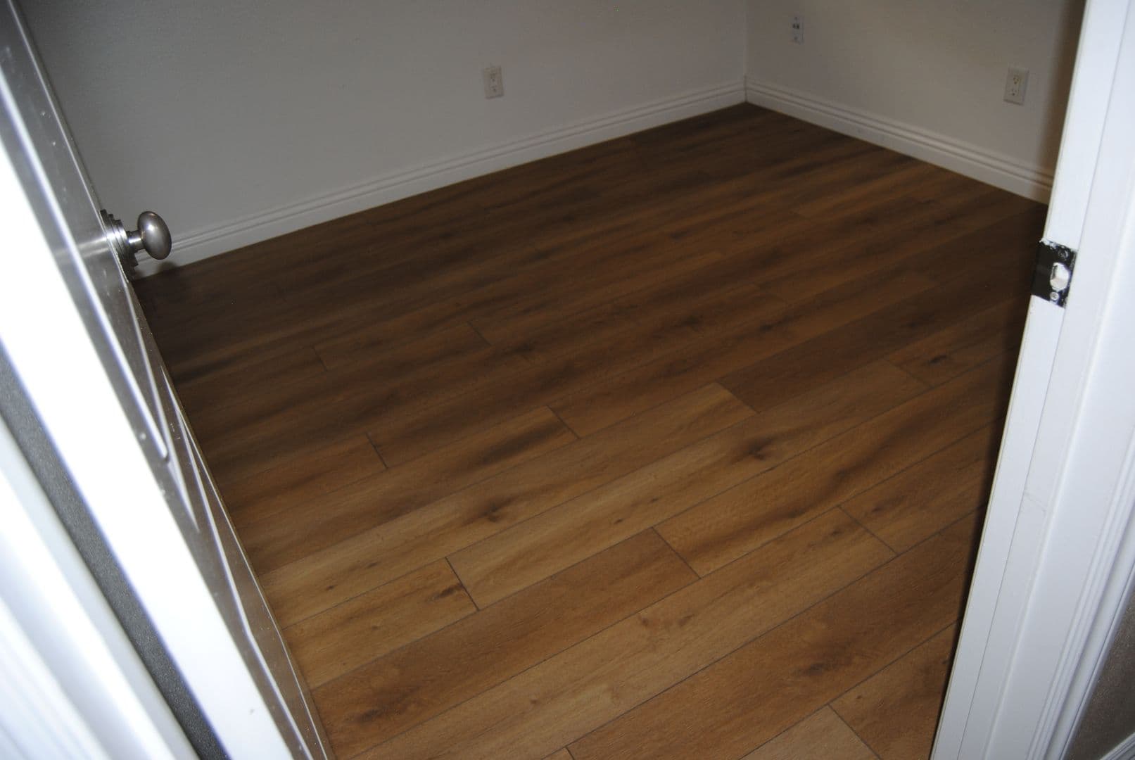 BAKERSFIELD Condo: 3700 Q ST. APT#111