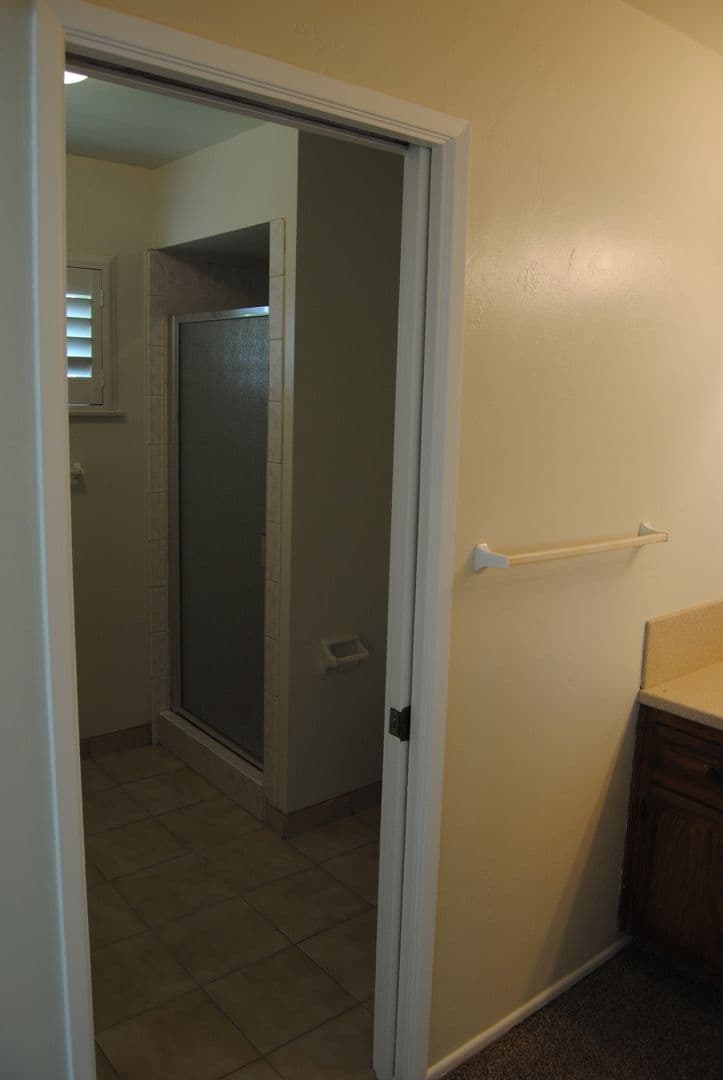 BAKERSFIELD House: 500 PLATO CT.