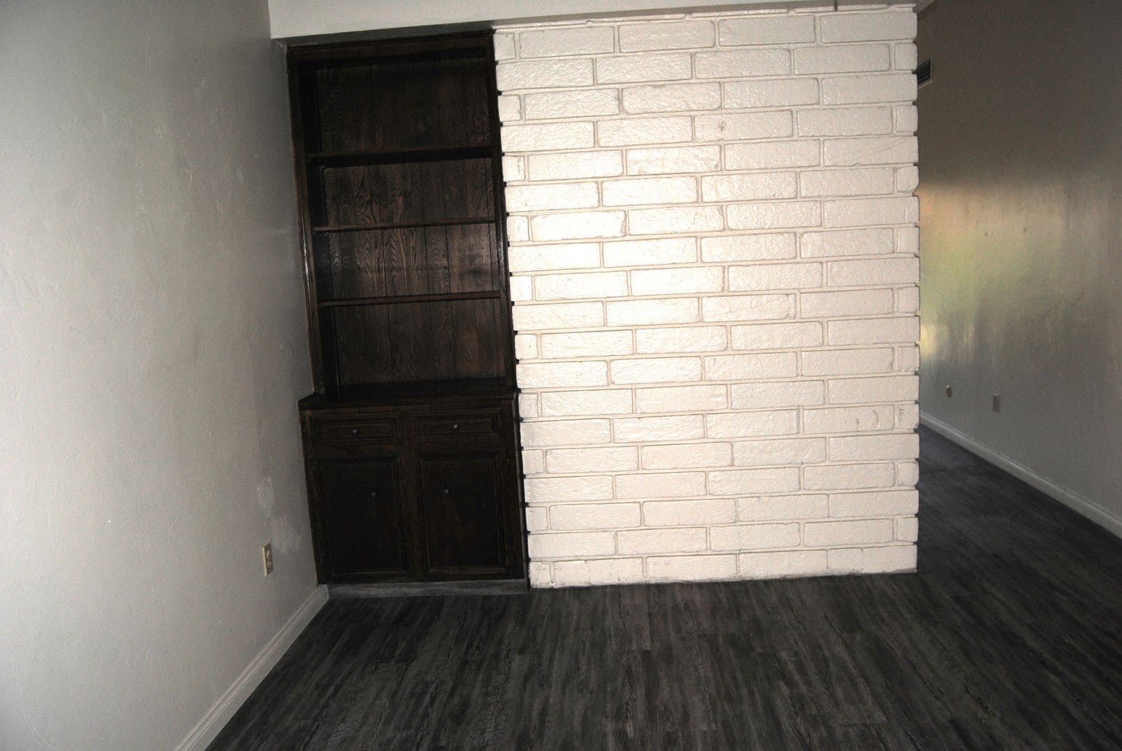 BAKERSFIELD Apartment: 7605 QUAILWOOD DR. #A-D