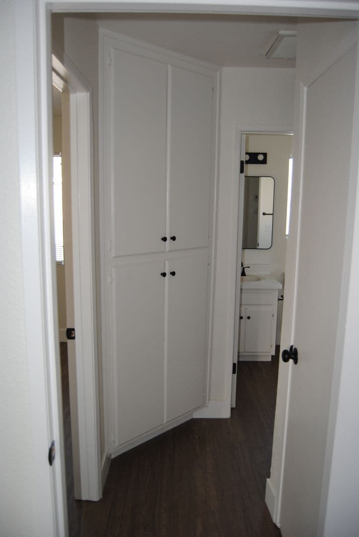 BAKERSFIELD Apartment: 3608 PANAMA LANE #A-E