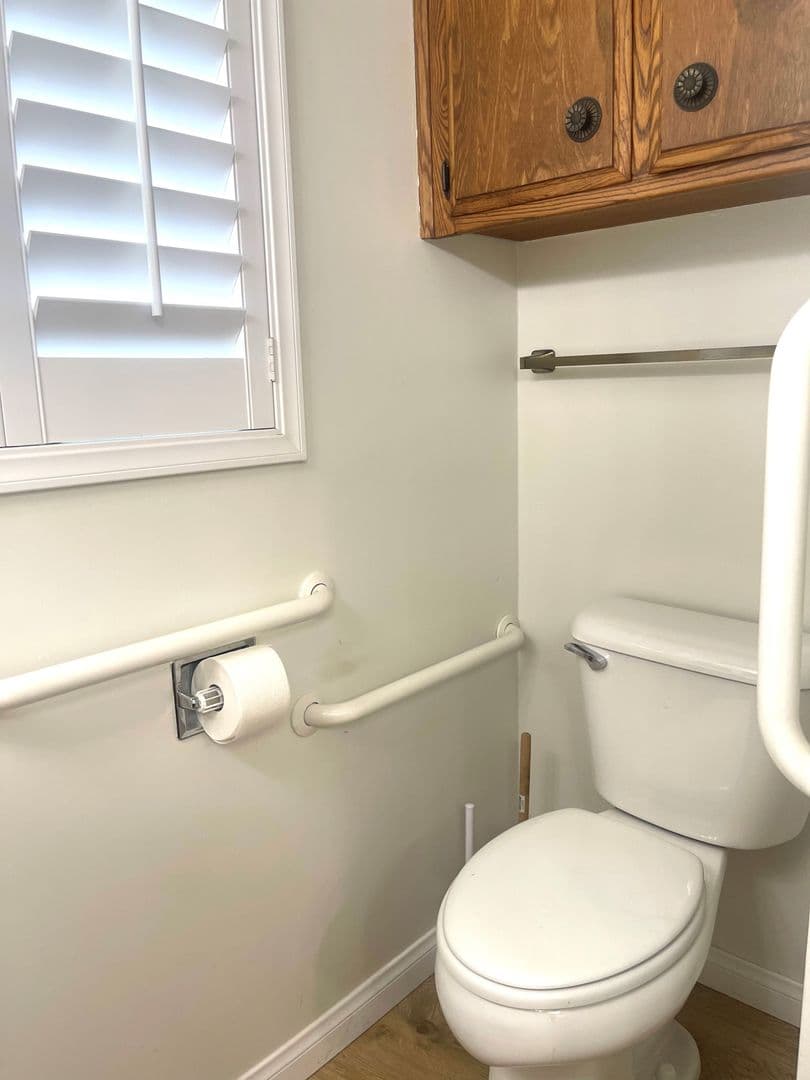 BAKERSFIELD House: 7905 PEMBROKE AVENUE