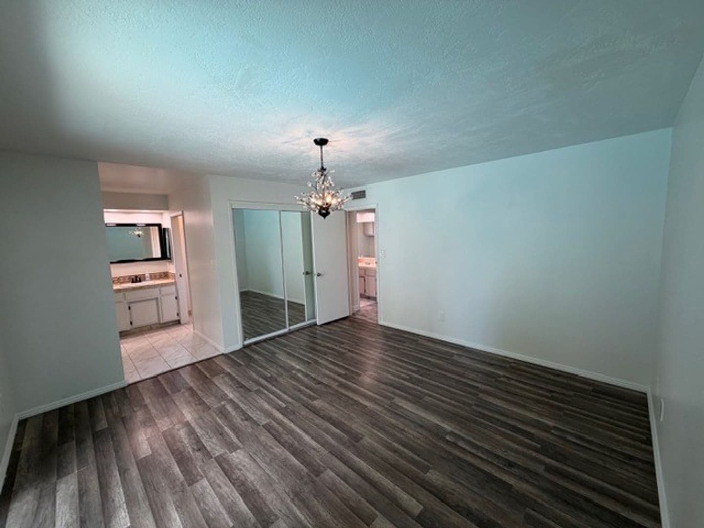 BAKERSFIELD House: 8908 THURBER LANE