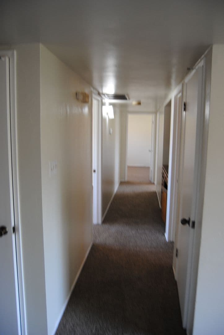 BAKERSFIELD House: 500 PLATO CT.
