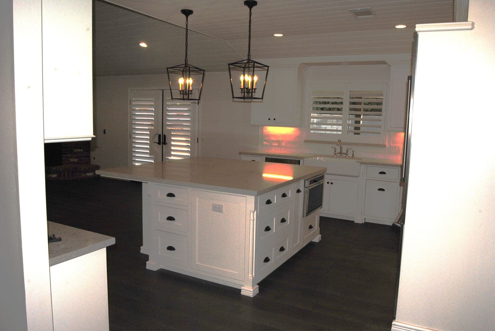 BAKERSFIELD House: 7112 DARRIN AVENUE