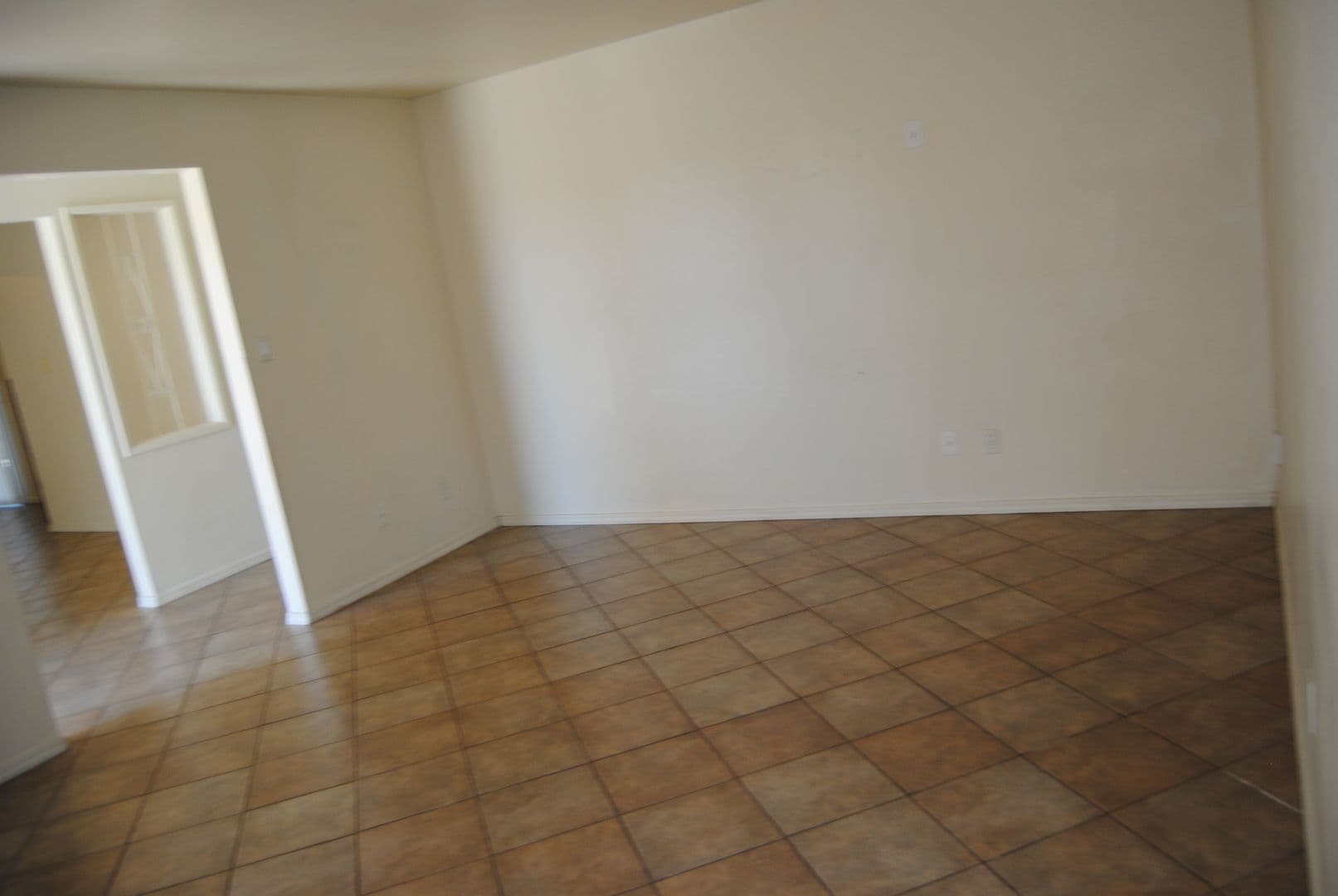 BAKERSFIELD House: 3900 MARILYN PLACE