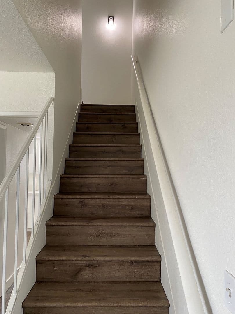BAKERSFIELD Apartment: 3608 PANAMA LANE #A-E