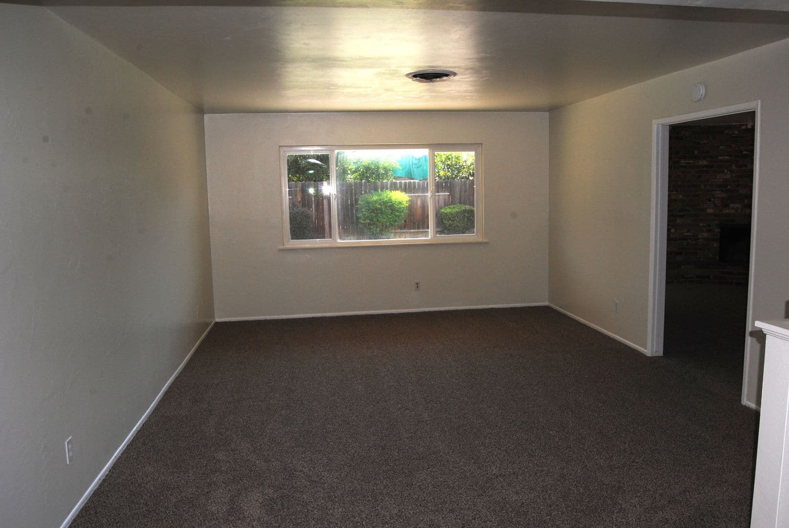 BAKERSFIELD House: 500 PLATO CT.