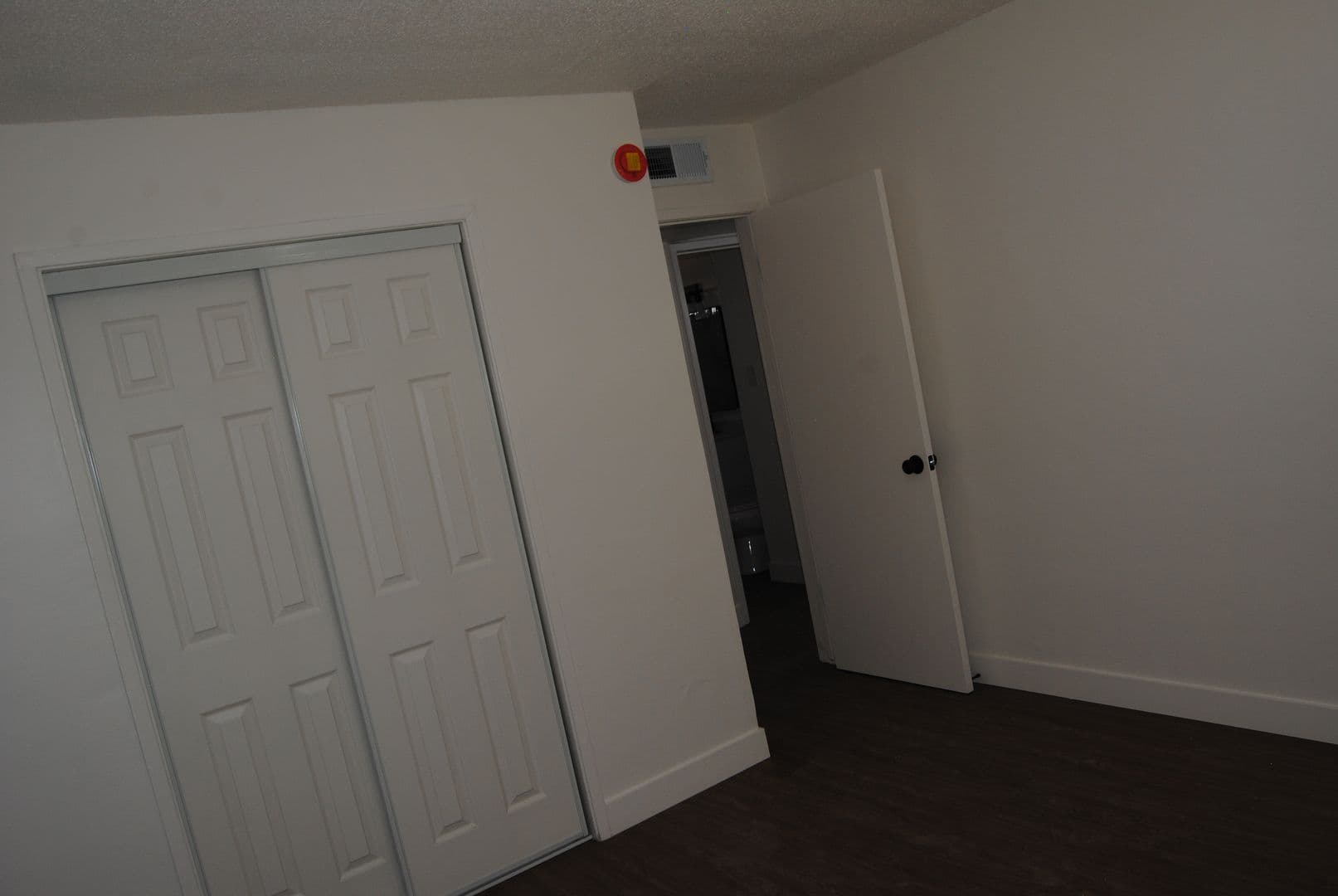 BAKERSFIELD House: 5812 CLAYTON ST.