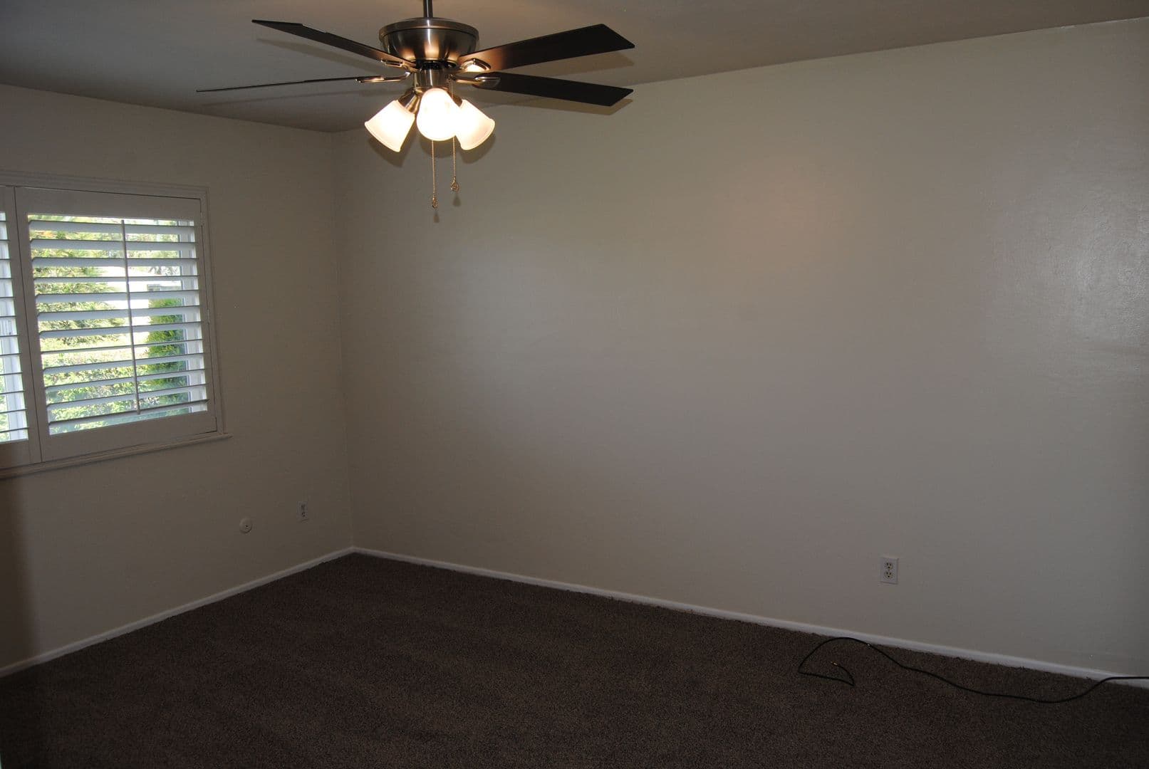 BAKERSFIELD House: 500 PLATO CT.