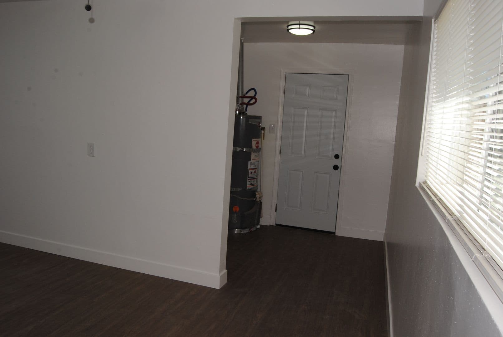 BAKERSFIELD House: 5812 CLAYTON ST.
