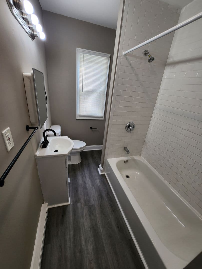 Allentown Apartment: 207 N 8th St