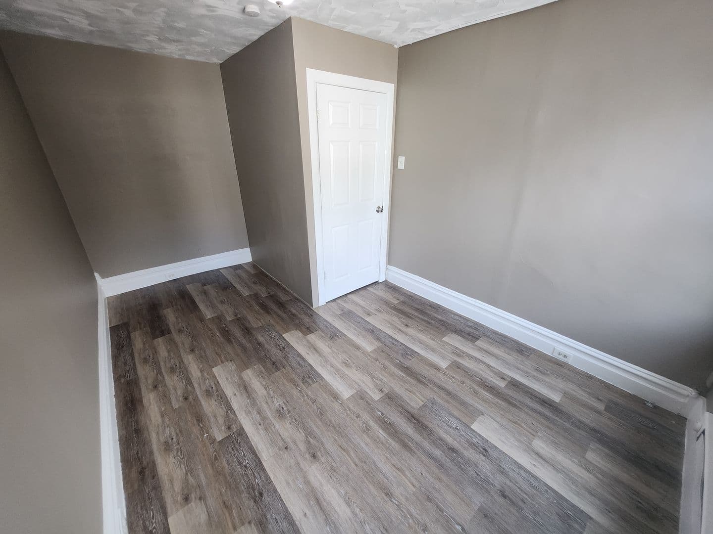 Allentown Apartment: 207 N 8th St