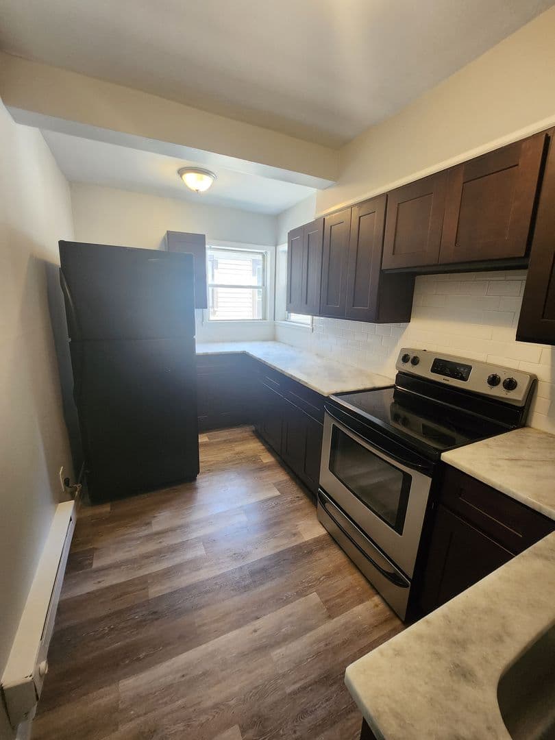 Allentown Apartment: 207 N 8th St