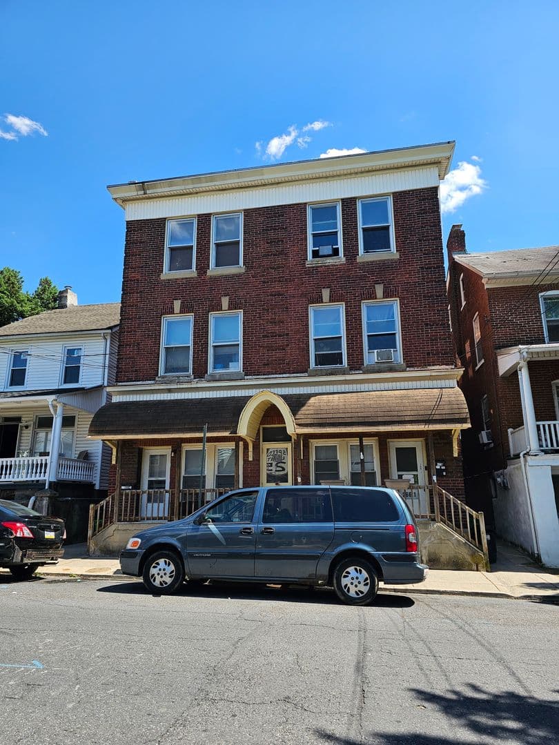 Allentown Apartment: 266-268 E Walnut St