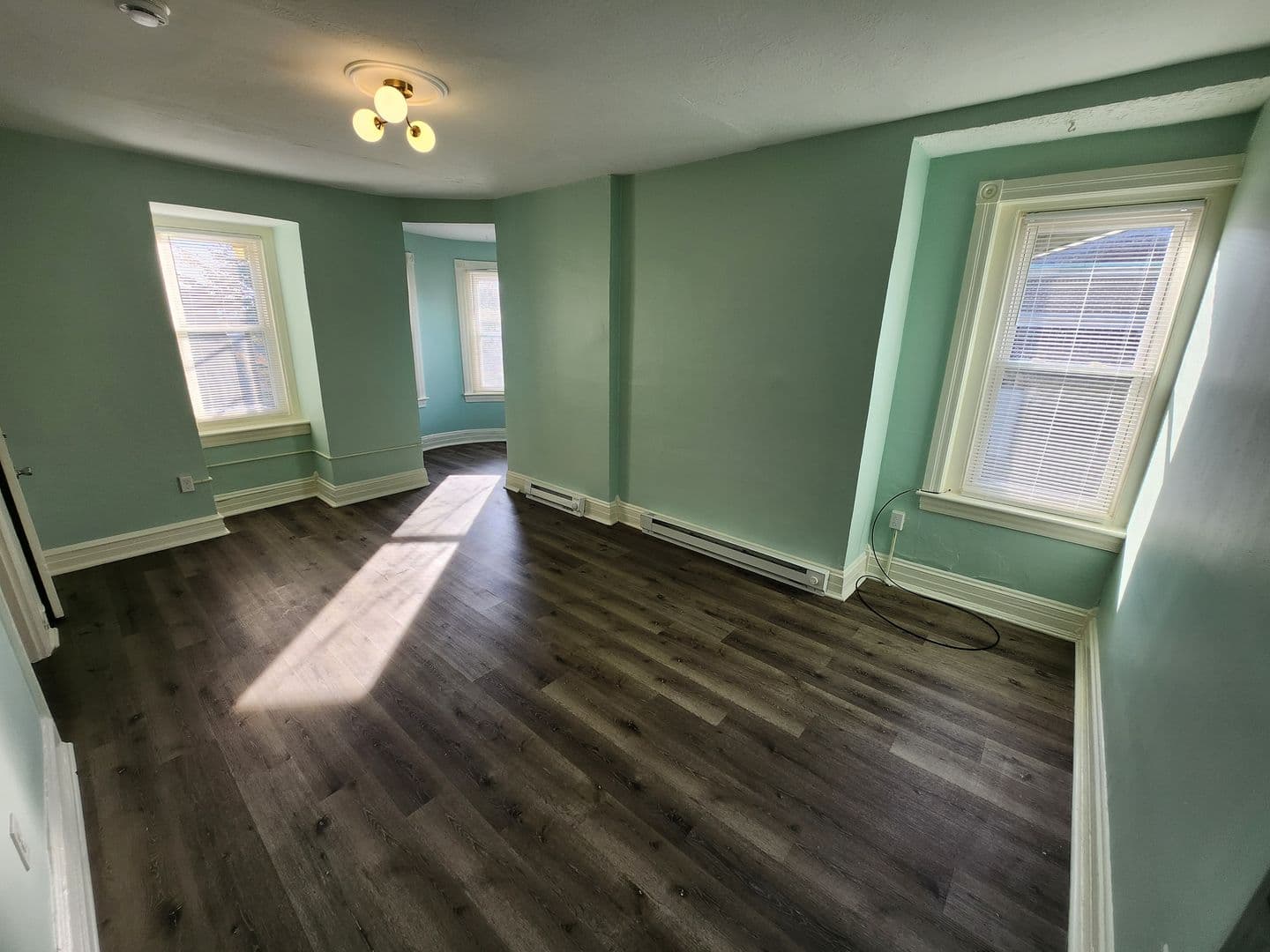 Allentown Apartment: 809-811 W Turner St