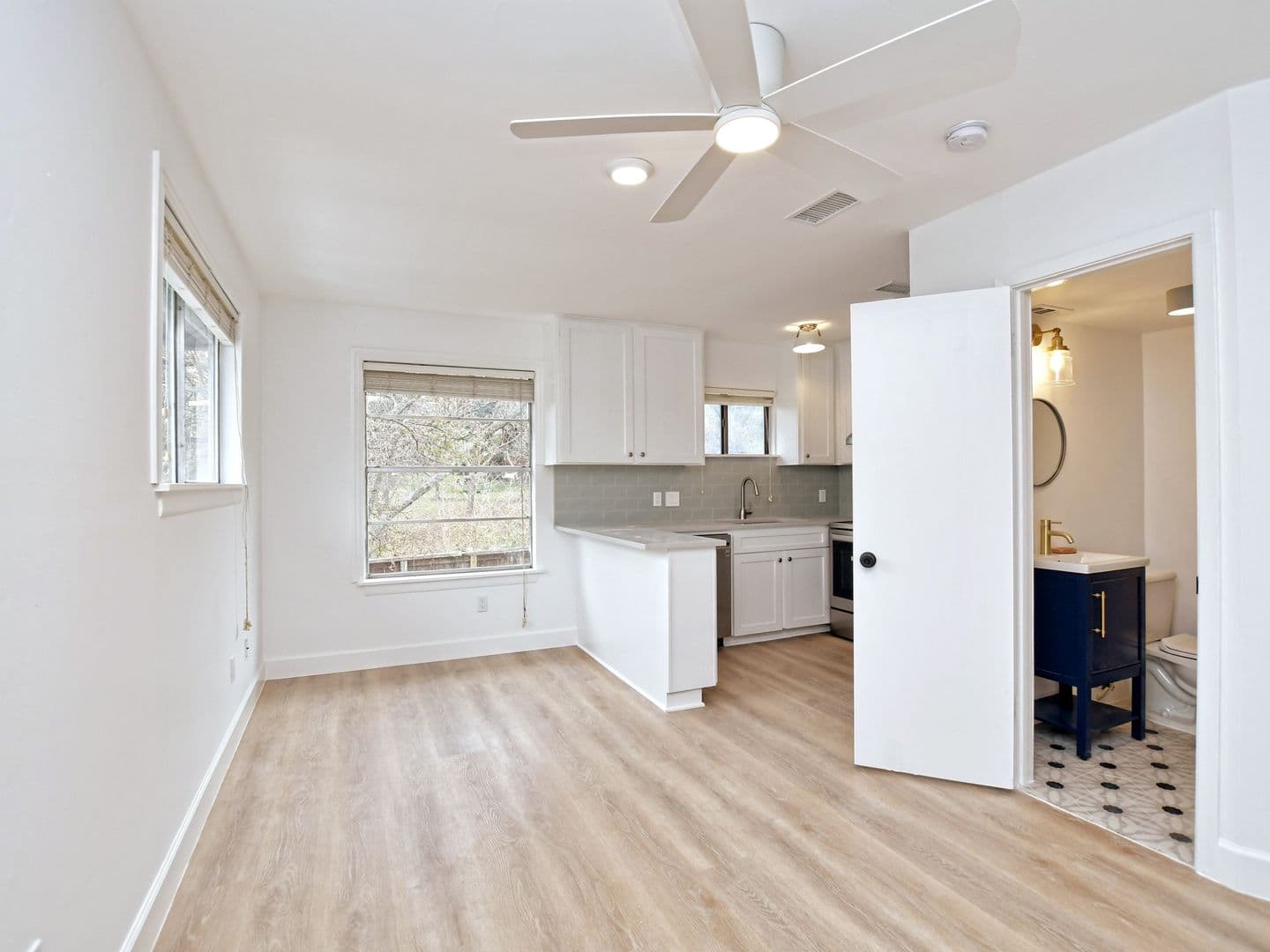 Austin Apartment: 3105 Glen Ora Street