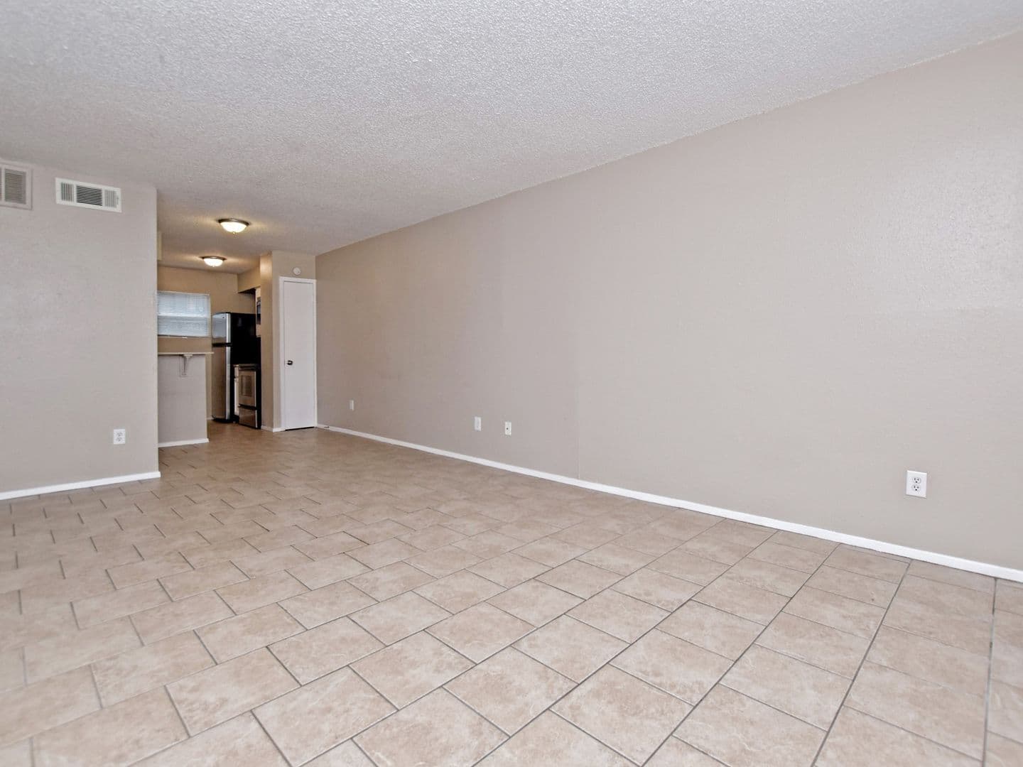 Austin Apartment: 408 W 37th St