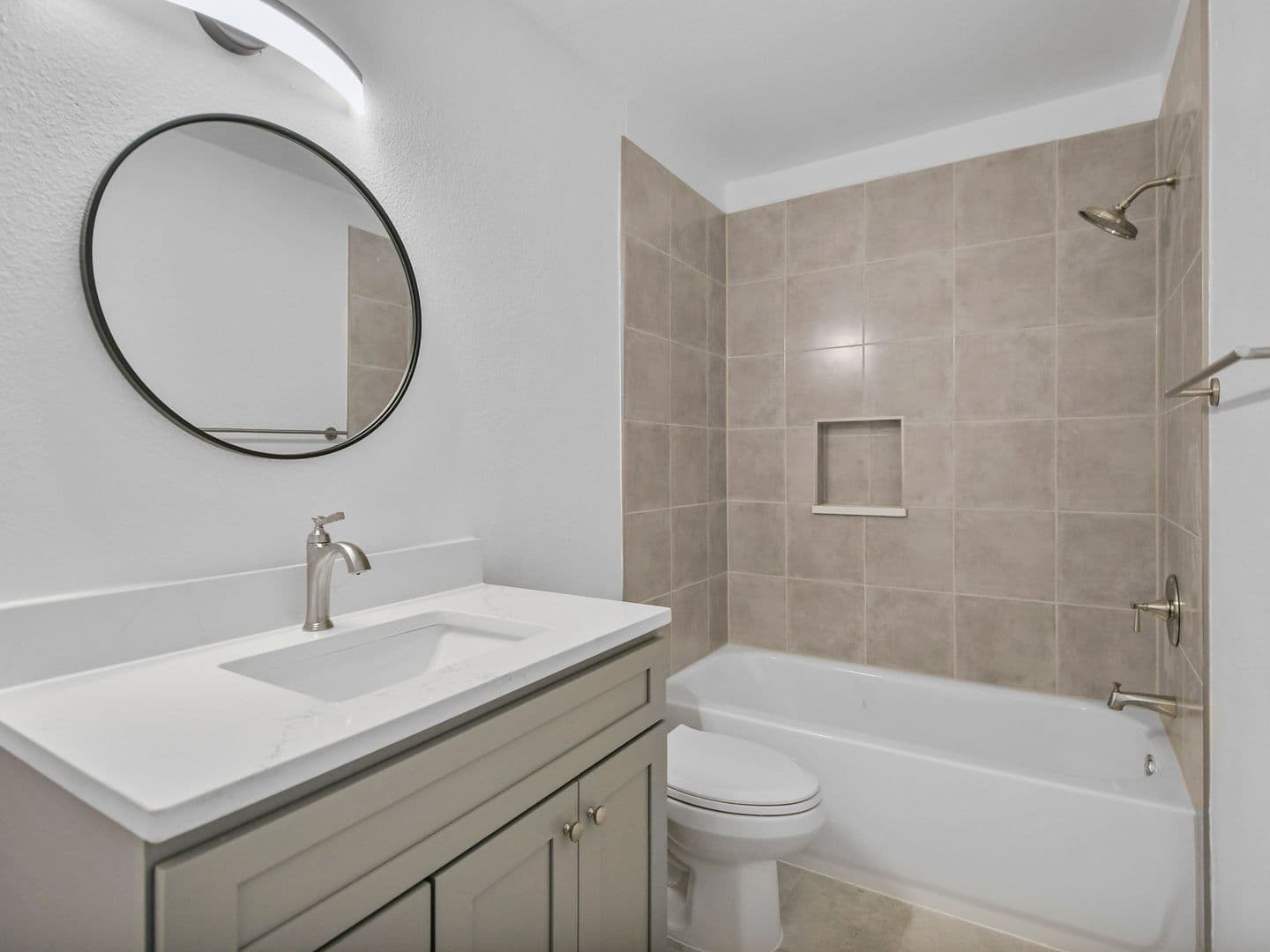 San Antonio Apartment: 333 Brahan Blvd