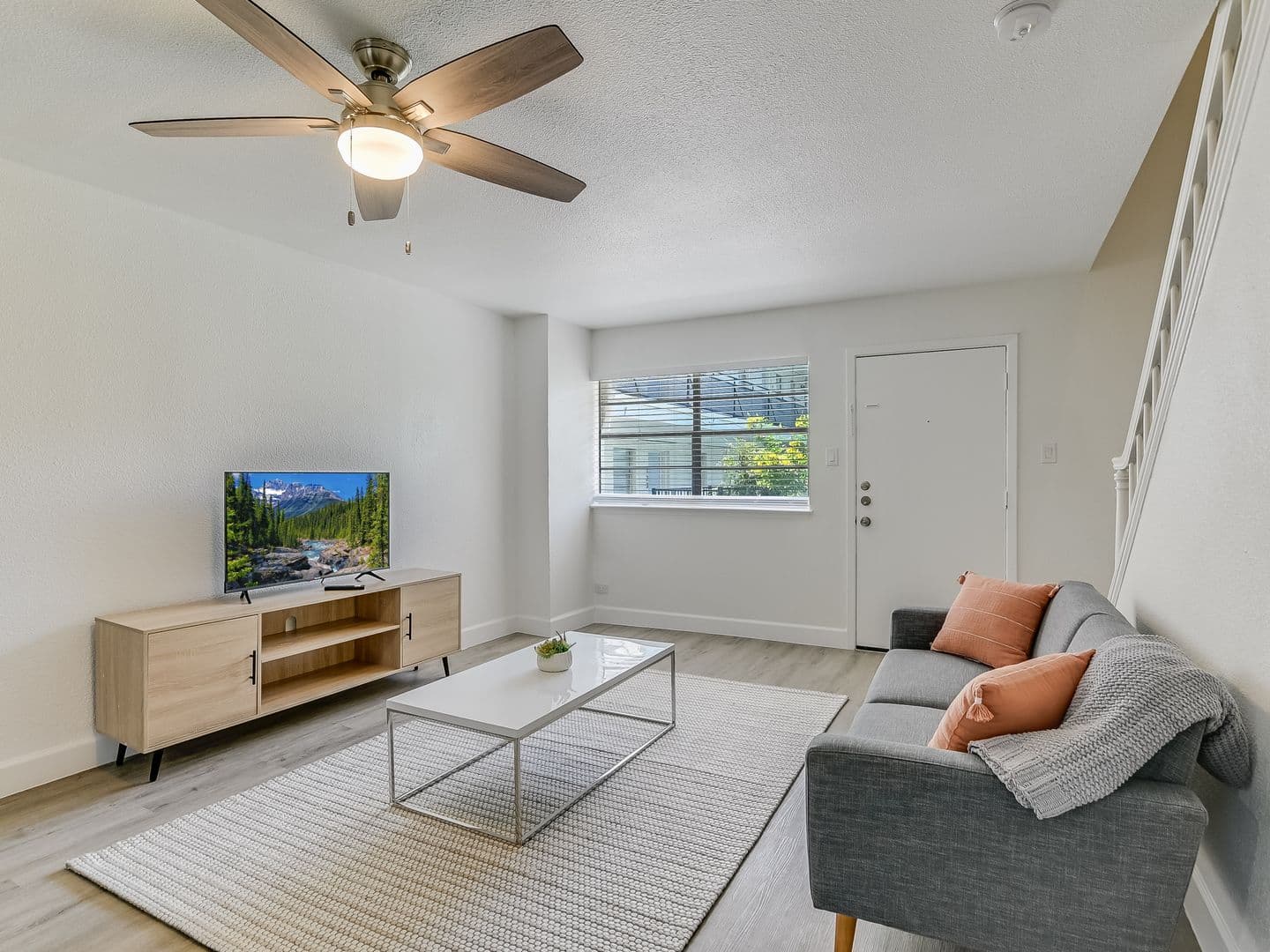 San Antonio Apartment: 333 Brahan Blvd