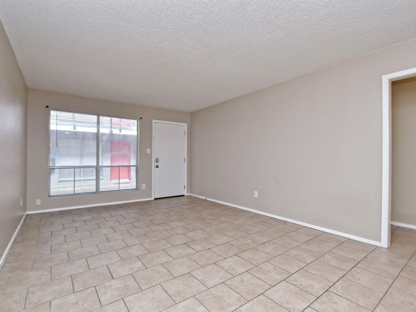 Austin Apartment: 408 W 37th St